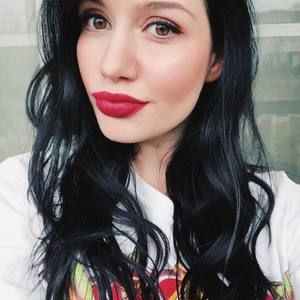 Meet your Posher, Jade